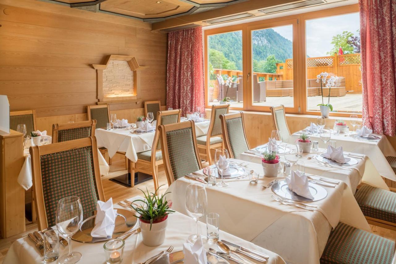 Hotel Hubertushof - Ihr Hotel Mit Herz Leutasch Esterno foto